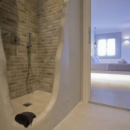Nida Mykonos Apartahotel 4*