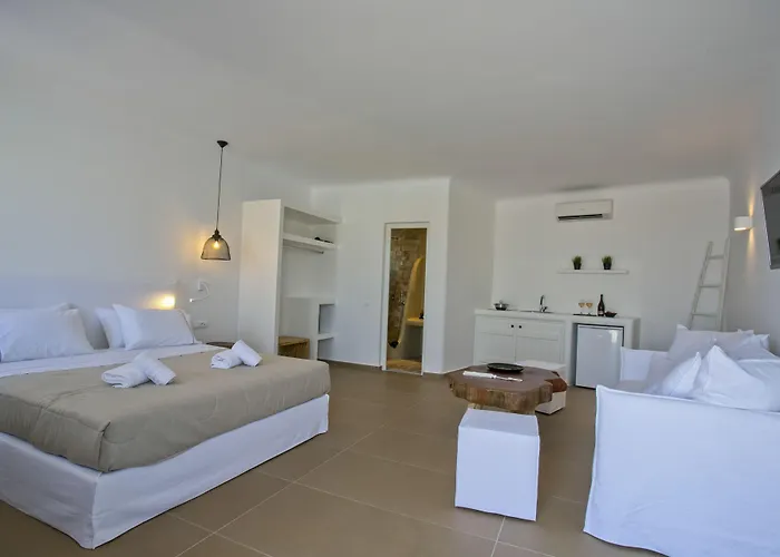 Nida Mykonos Aparthotel 4*